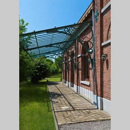 Dans Un Bâtiment Historique *