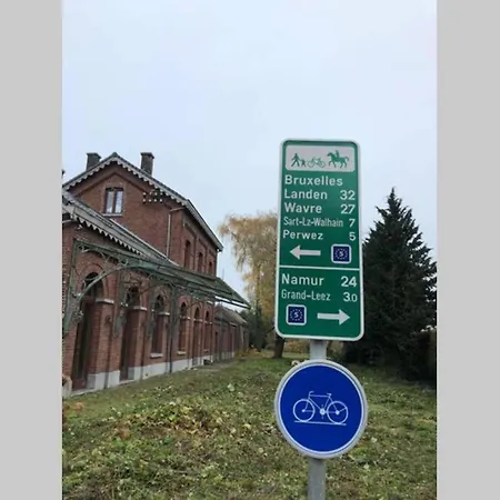 Dans Un Batiment Historique * Thorembais-Saint-Trond