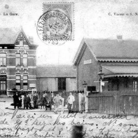 Apartamento Dans Un Batiment Historique Thorembais-Saint-Trond