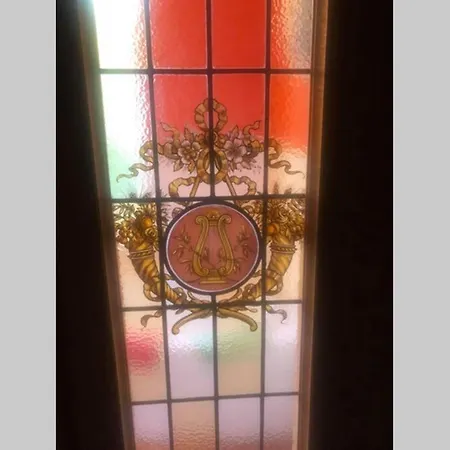 Dans Un Batiment Historique Apartamento *